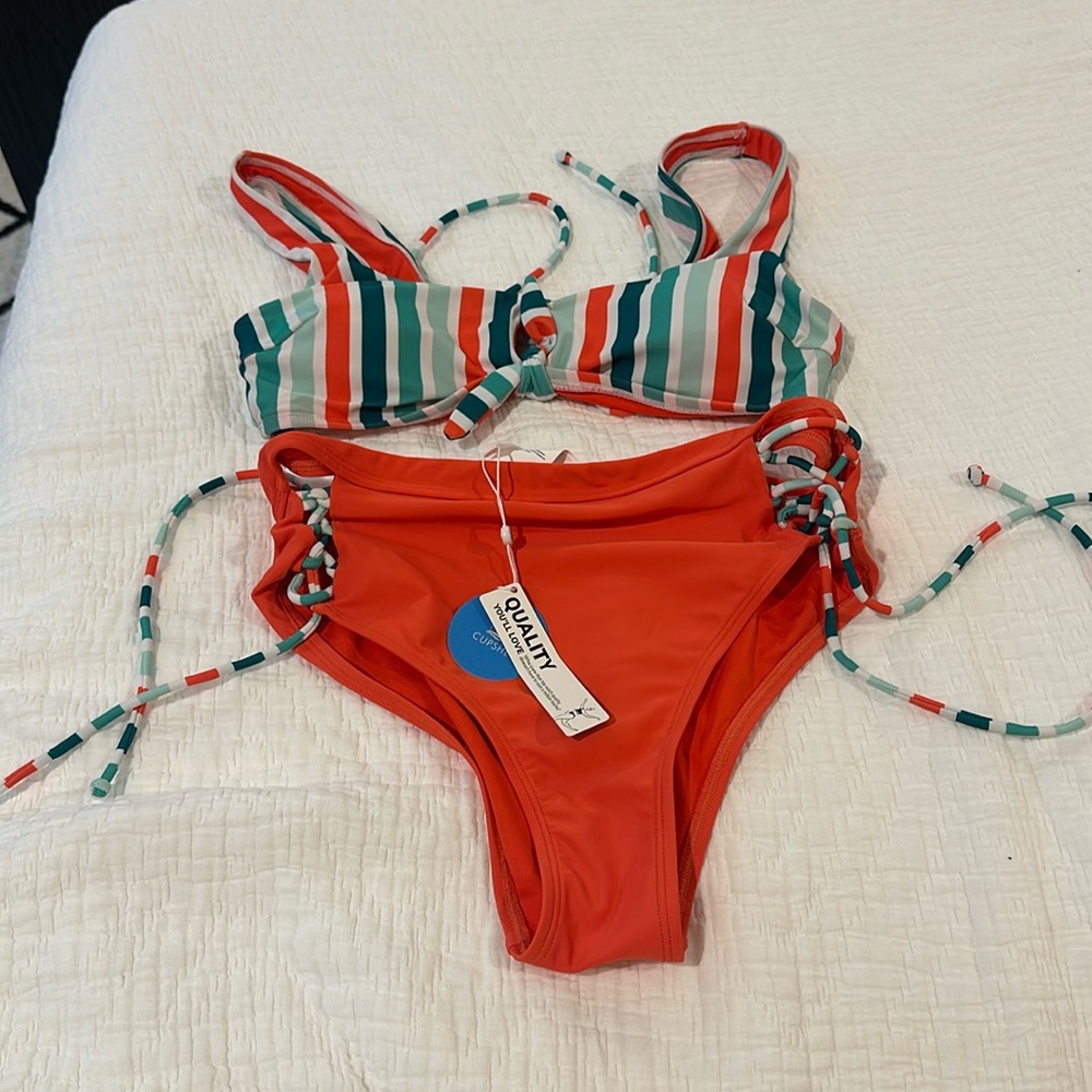 Cupshe two piece bathing suit Size Medium with tags orange and green
